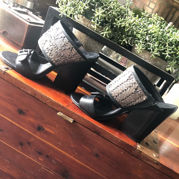 Nicole Shoes - Sandals